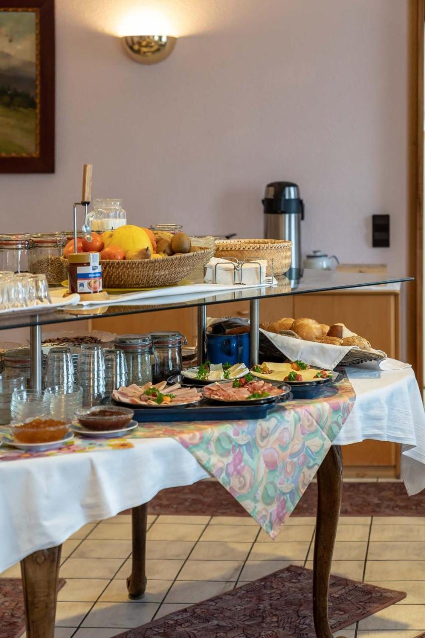 Enjoyhotel Garni Korntal Stuttgart B&B Parkplatz Sprinter Eksteriør bilde