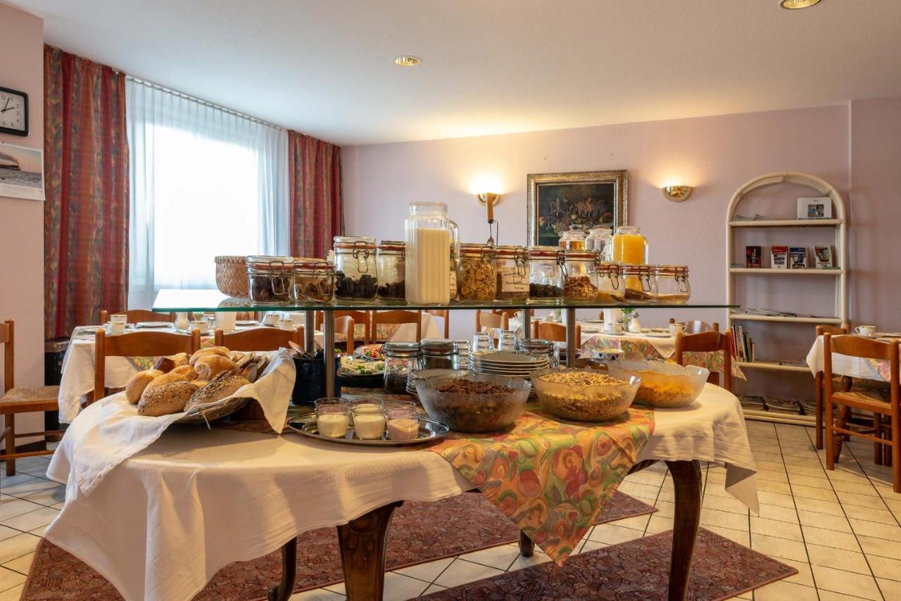 Enjoyhotel Garni Korntal Stuttgart B&B Parkplatz Sprinter Eksteriør bilde